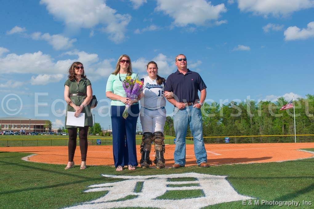 Softball Seniors 024.jpg